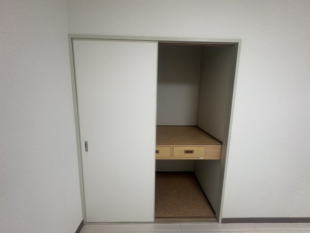 アイワステーションビルⅥ号館の収納