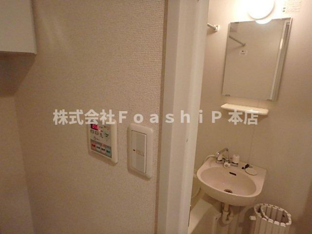 ヴァレッシア代田橋シティの洗面所