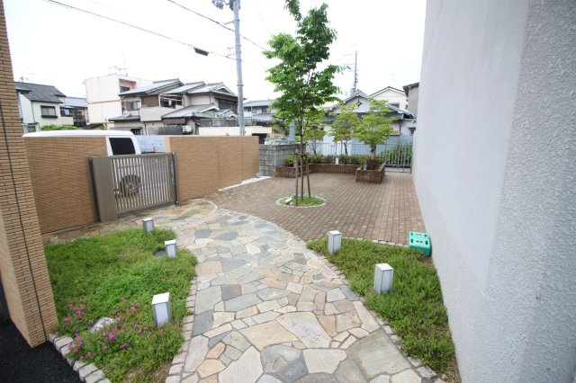 【エントランス】 | マンション東岡