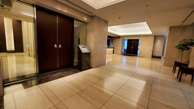 中目黒アトラスタワーのエントランス|エントランスホール