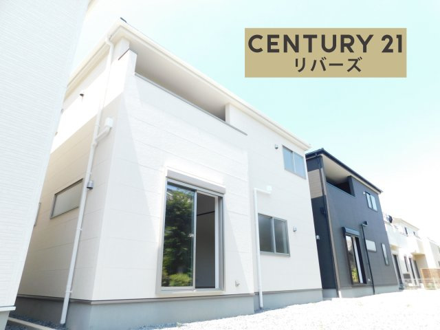海部郡大治町大字八ツ屋字裏畑の新築一戸建の外観|☆２号棟☆  　新価格！！いつでもご案内できます♪（お問合せ当日、平日、水曜、夜間でもＯＫ）　長期優良住宅♪　ゆとりの５ＬＤＫプラン！　敷地５２．５２坪　駐車並列３台ＯＫ　南に広い庭付き、陽当り良好！