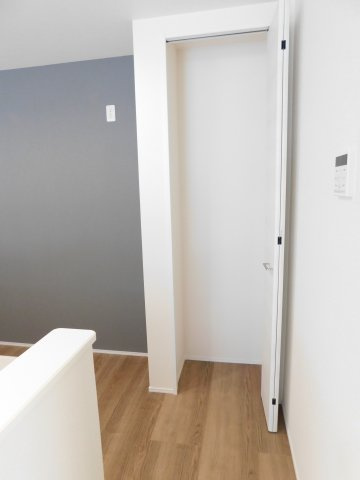海部郡大治町大字八ツ屋字裏畑の新築一戸建の収納|◇パントリー◇　　キッチン用品や日用品、食料品など収納できるパントリーとして利用できます♪