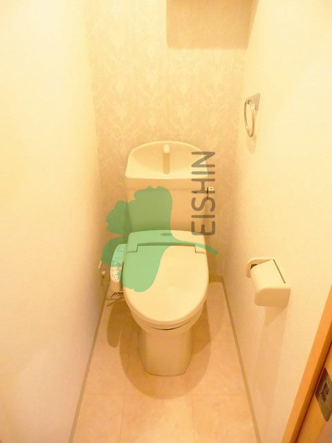 バーンメアオパトナムのトイレ|清潔感のあるトイレです。