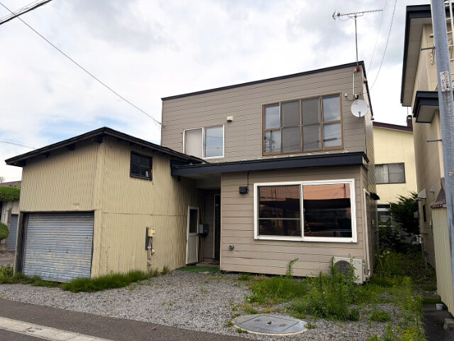 永山８条９丁目借家