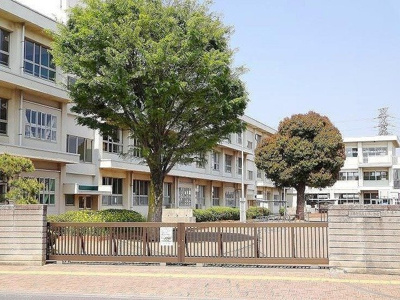 三芳町立藤久保小学校まで130ｍ