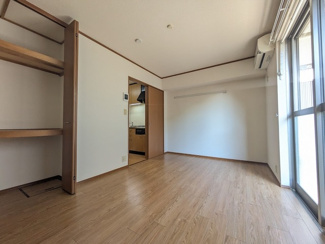 ★7帖・ナチュラルカラーで様々な家具が合わせ易そうです★