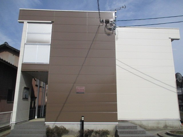 レオパレスグリーンの外観