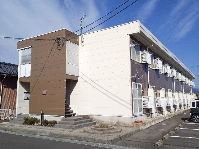レオパレスグリーンの外観