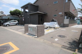 敷地内駐車場（有料・要空き確認）
