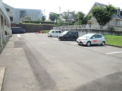 敷地内駐車場(※空き要確認)