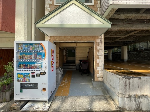 サンフォレスト俵のエントランス