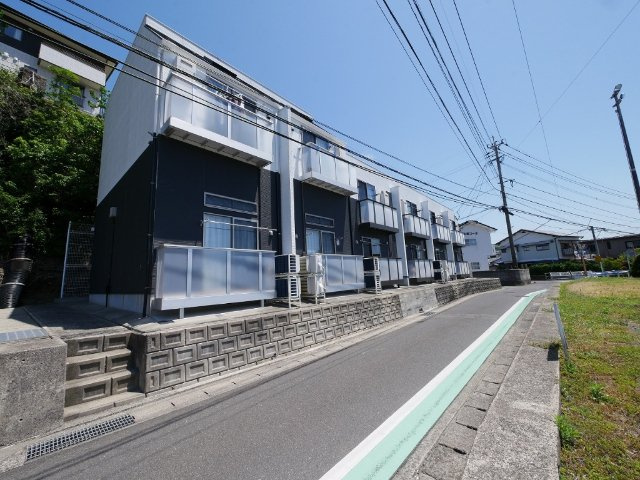 グランツ椎木のエントランス