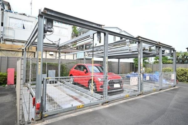 【駐車場】