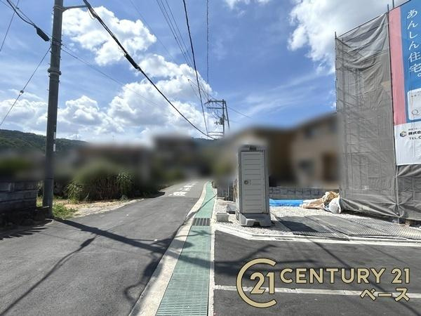 クレイドルガーデン萩原町 ２号棟 ／新築一戸建の前面道路含む現地写真|■現地撮影写真■前面道路は４ｍ以上！
