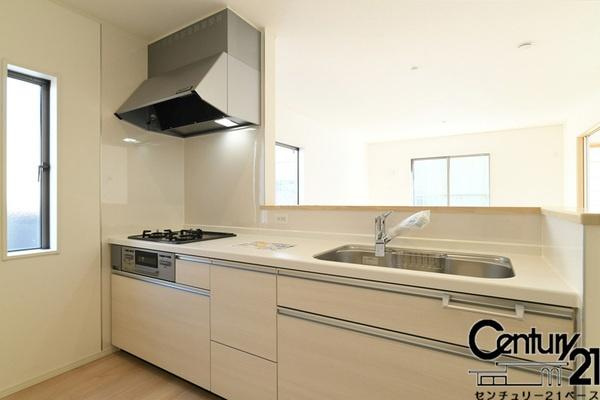 クレイドルガーデン萩原町 ３号棟 ／新築一戸建の内観：施工例|■家族とのコミュニケーションがとりやすい人気のカウンターキッチン！■