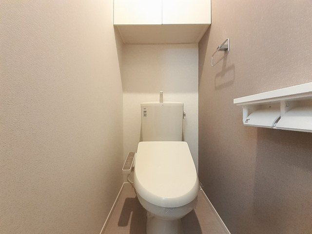 ベルファジャーノのトイレ|コンパクトで使いやすいトイレです