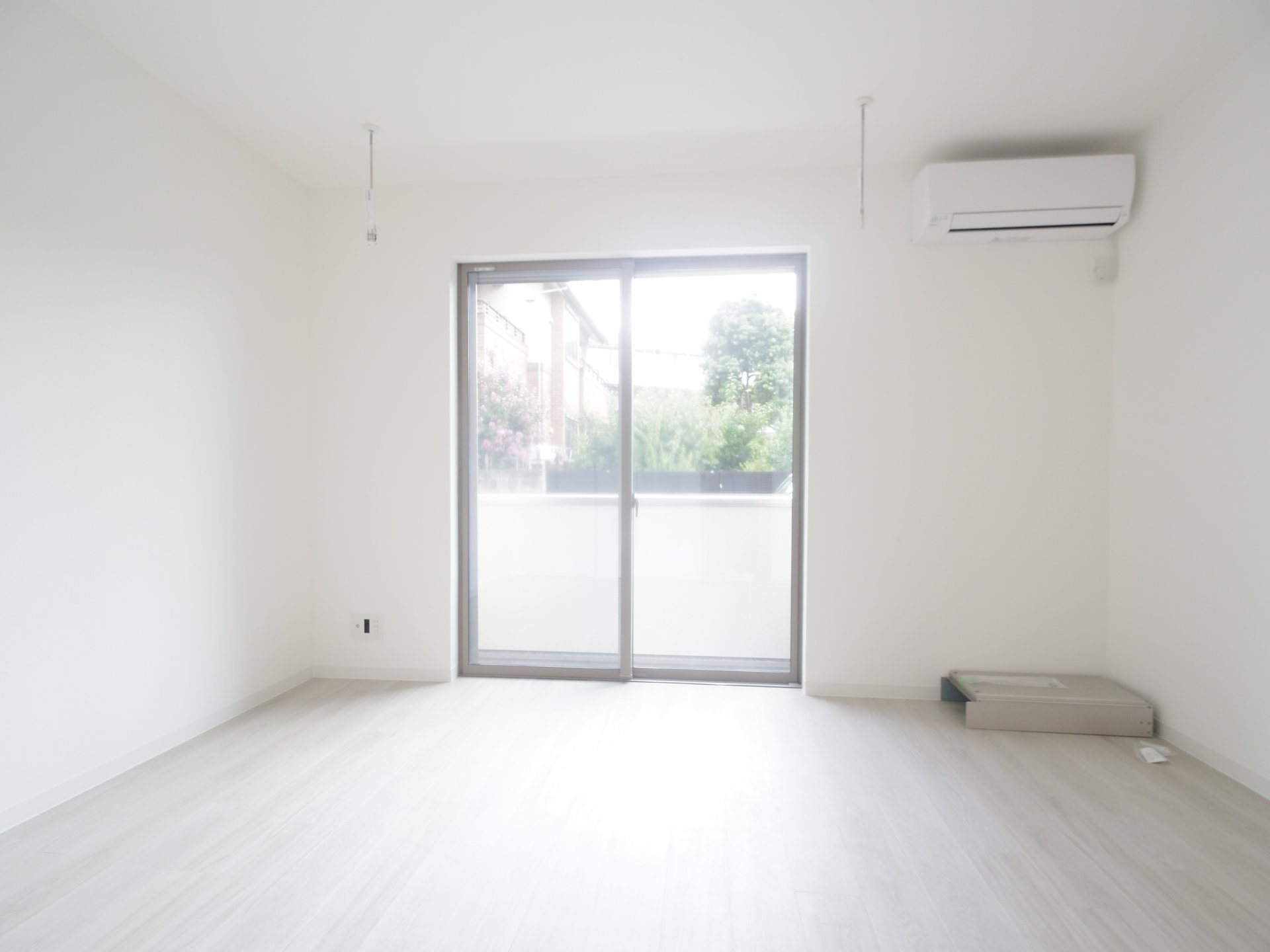 ジーメゾン所沢市下安松ネストの居間・リビング