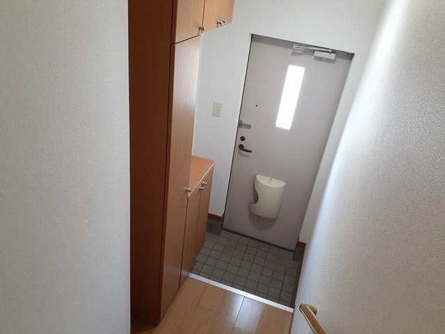 メゾン・サニー　リヴの玄関