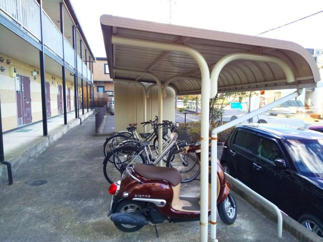 レオパレスけやきのその他|駐輪場