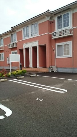 アグライア　Ⅱの駐車場