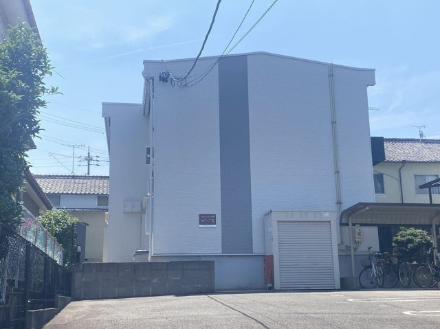 レオパレス土原の外観