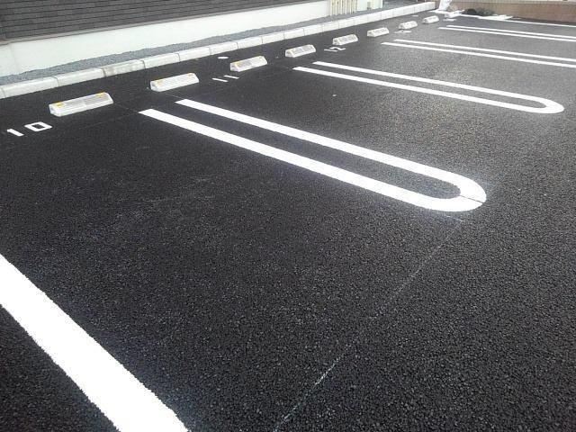 ソフィアの駐車場