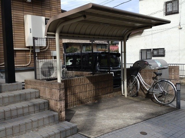 レオパレスサウスバレーの周辺