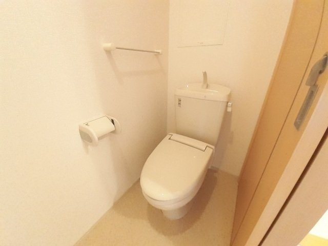 ノーブルヴィラ　Ⅰのトイレ