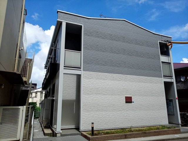 レオパレス中川