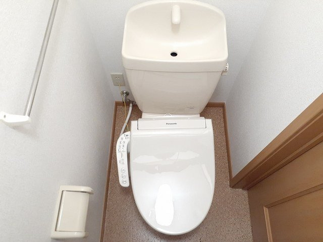 シルフィのトイレ|清潔感のあるトイレです