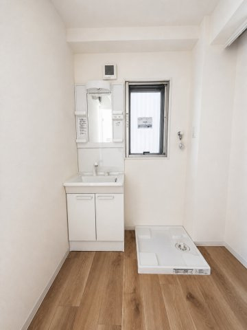 南千住2丁目中古戸建の独立洗面台