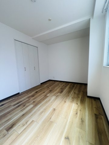南千住2丁目中古戸建の洋室