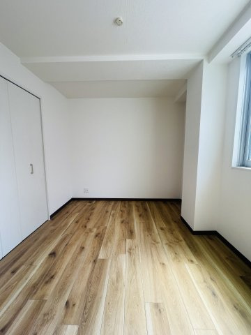 南千住2丁目中古戸建の洋室