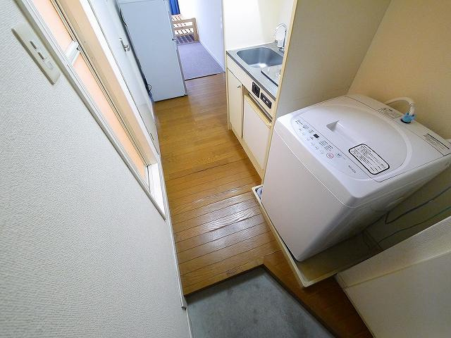 レオパレスナップアネックスのその他|冷蔵庫置き場もございます。