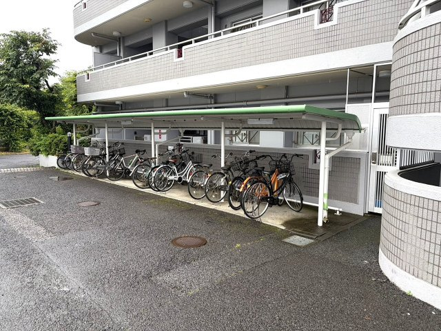 アーベイン川越南大塚キッズプレースの駐輪場