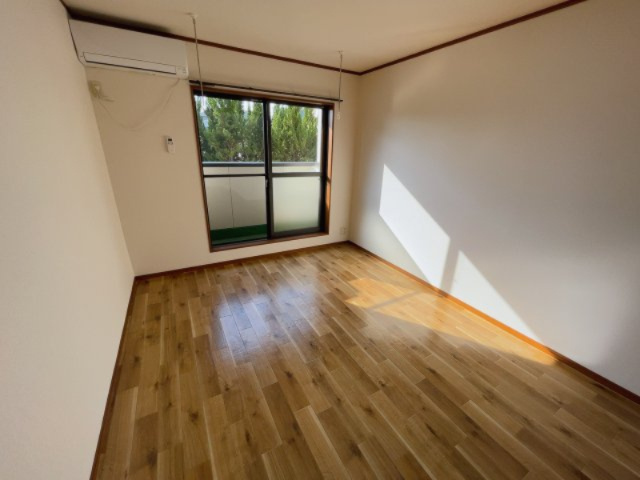 エクセル東浦の内装|別部屋同一間取りのお写真となります。