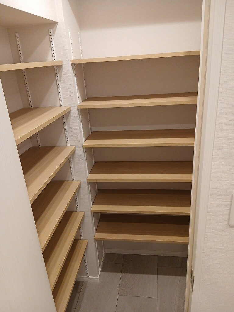 カテリーナ池袋西プラザタワーの玄関|シューズインクローゼット