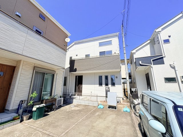 【外観】 | 西東京市栄町1丁目　中古一戸建住宅　(保谷店) | 小学校まで徒歩5分の近さ　お子様の登下校も安心の距離。