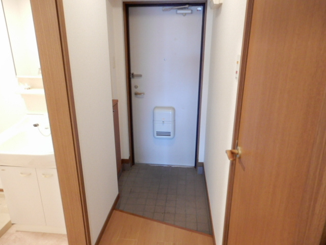 いちご館の玄関