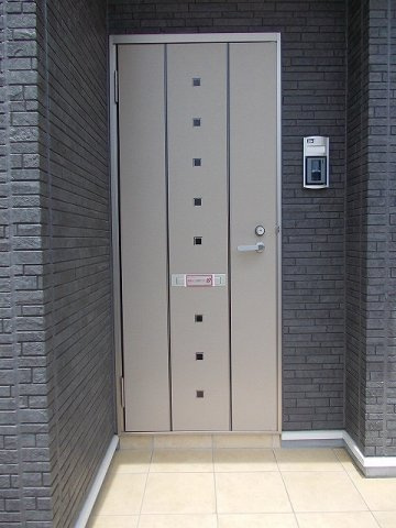 サニーヒルハウスのエントランス|エントランスです