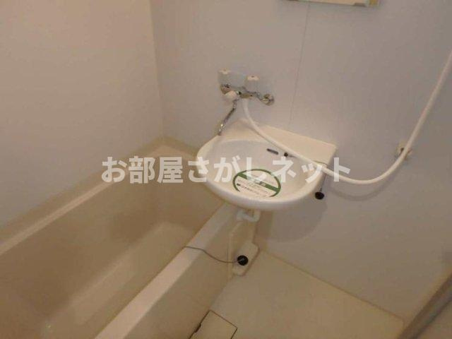 スカイコート新宿曙橋第２【おとり物件なし】#学生・社会人にオススメ！初期費用分割払いOK！の浴室