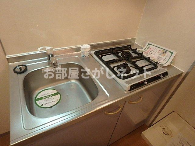 スカイコート新宿曙橋第２【おとり物件なし】#学生・社会人にオススメ！初期費用分割払いOK！のキッチン|システムキッチン（2口ガスコンロ）