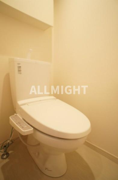 川崎市多摩区生田８丁目の賃貸マンションのトイレ|★お部屋探しはオールマイト不動産までご相談下さい♪【044-543-9135】