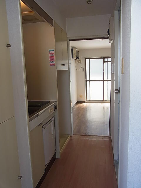 川崎市麻生区百合丘１丁目の賃貸マンションの玄関