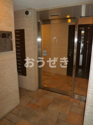 ヴェルト横浜ブライトコートのエントランス