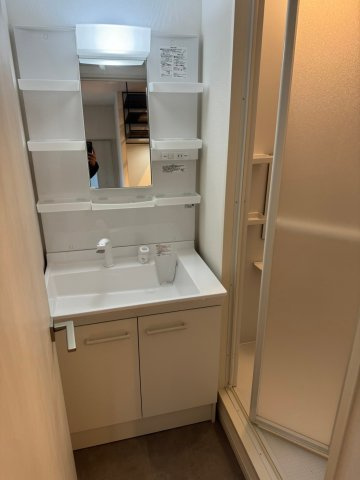 Renarvo Urawaの洗面所|スペースが確保できる洗面所です