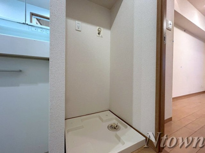 【設備】 | アンジュール栄 | 洗濯機置き場です