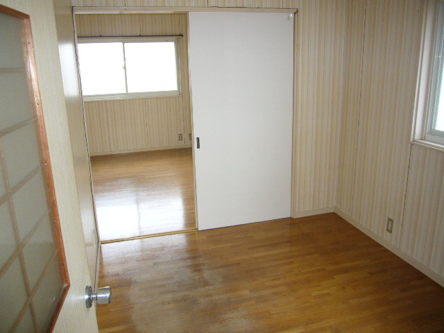【洋室】 | 関屋新町通１貸家