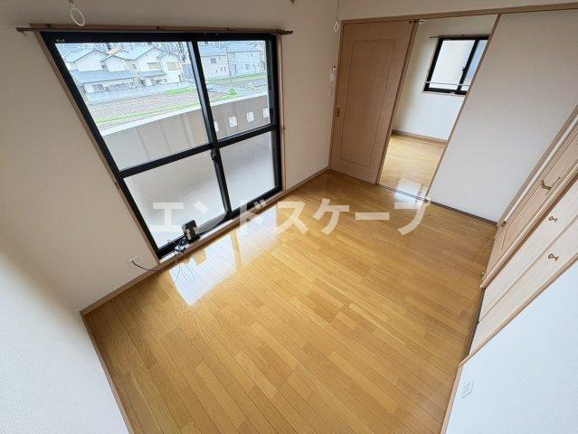 ウエスト・ヴィレッジの洋室|高崎、前橋のお部屋探しはエンドスケープまで！お客様の理想お聞かせ下さい♪