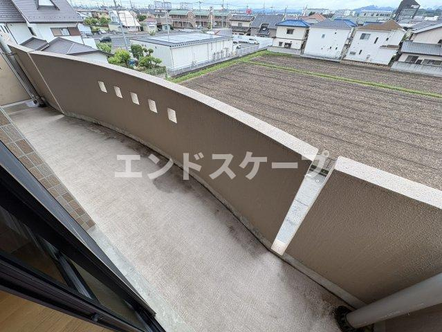 ウエスト・ヴィレッジのバルコニー|高崎、前橋のお部屋探しはエンドスケープまで！お客様の理想お聞かせ下さい♪